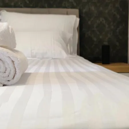 アパート Denis *