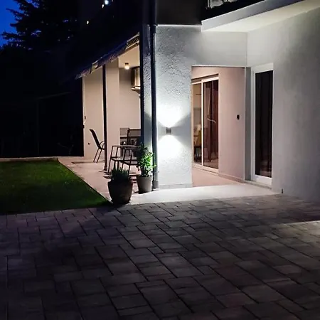 Denis Apartment